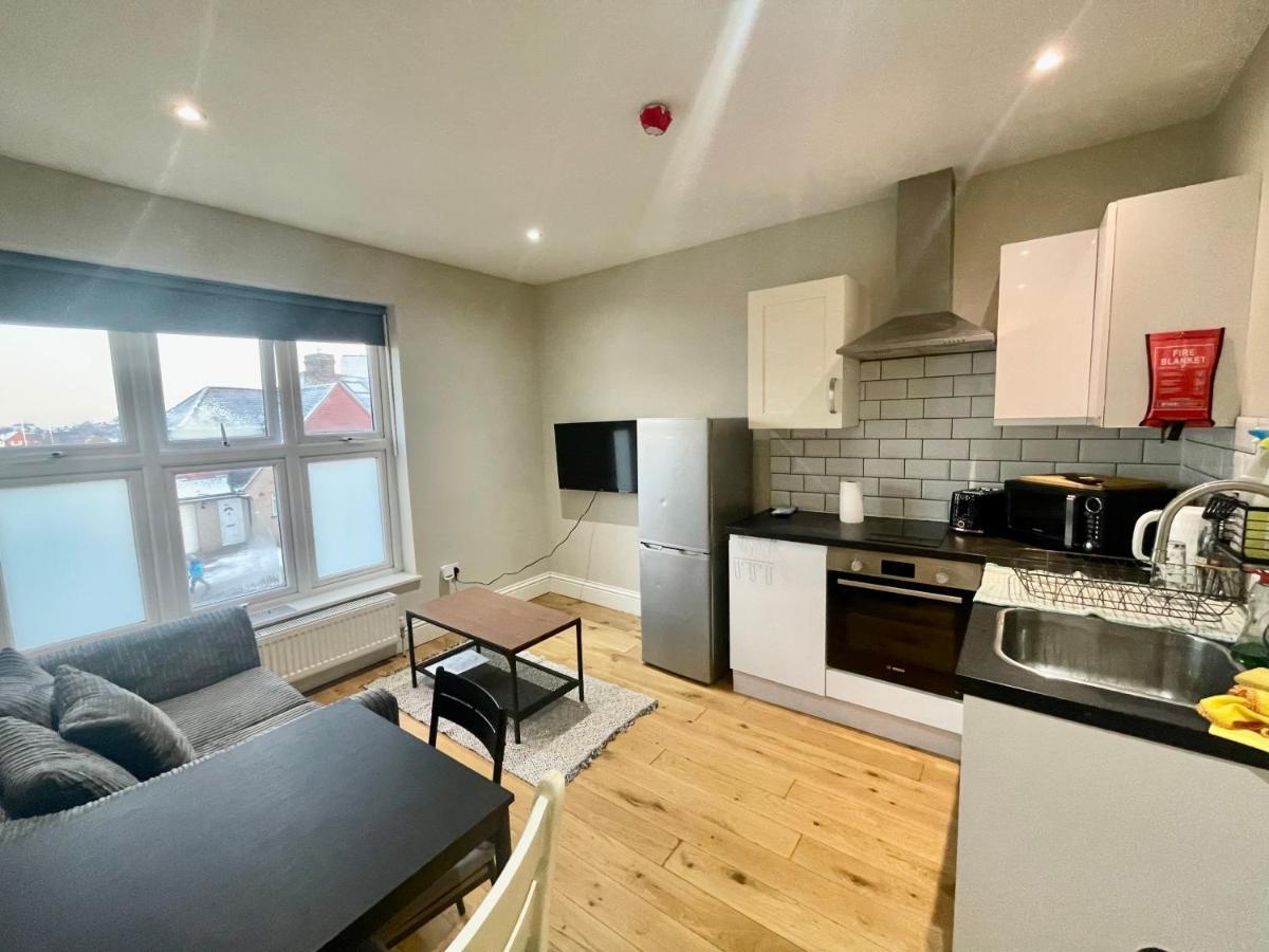 Cosy 1 Bedroom Flat! Londra Esterno foto