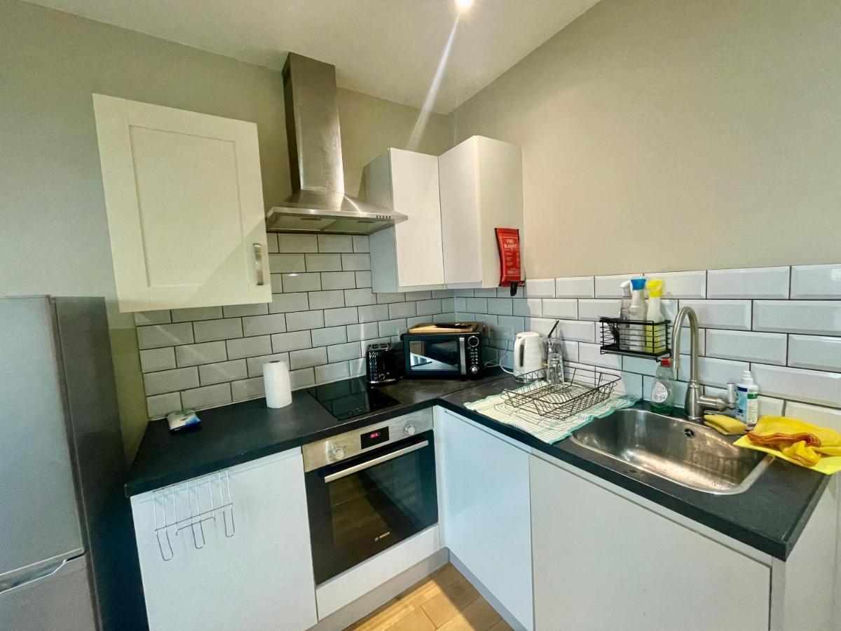 Cosy 1 Bedroom Flat! Londra Esterno foto